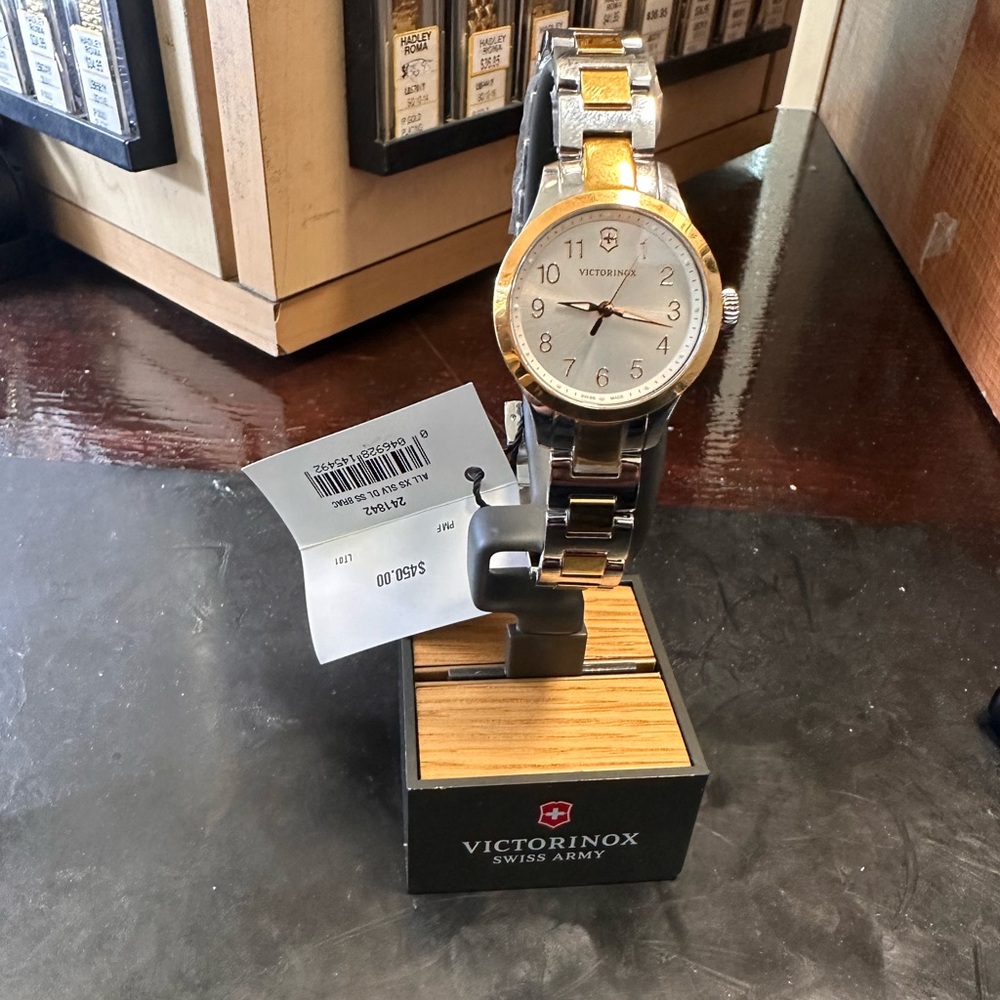 Victorinox 241842 Alliance XS Ladies Watch 28mm 10ATM